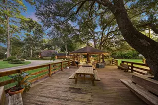 24 W Rivercrest Dr, Houston, TX 77042 - Photo 4
