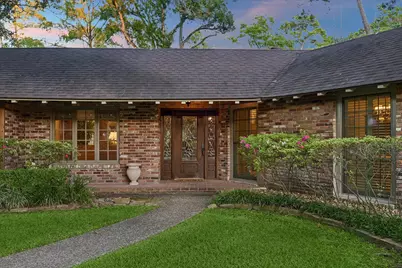 24 W Rivercrest Drive, Houston, TX 77042 - Photo 8