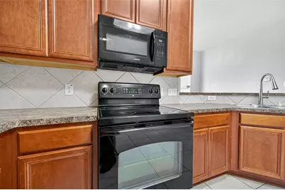 6927 Great Oaks Shadow Drive, Houston, TX 77083 - Photo 20