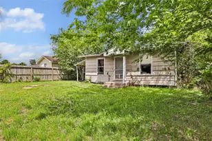 10605 Lane St, Houston, TX 77029 - Photo 2