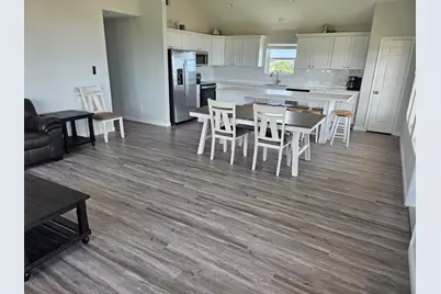 1226 Highway 87, Gilchrist, TX 77617 - Photo 20