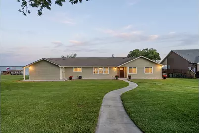 292 Old Post Rd S, Livingston, TX 77351 - Photo 4