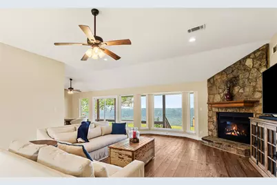 292 Old Post Rd S, Livingston, TX 77351 - Photo 10