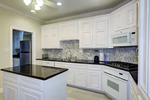 1711 Huldy St St, Houston, TX 77019 - Photo 1