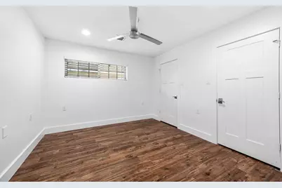 8703 Manhattan Drive, Houston, TX 77096 - Photo 26