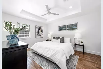 8703 Manhattan Drive, Houston, TX 77096 - Photo 30