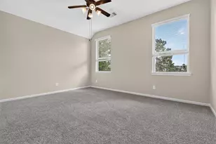 11306 Misty Willow Ln, Tomball, TX 77375 - Photo 16