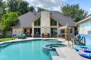 16310 Acapulco Dr, Jersey Village, TX 77040 - Photo 2