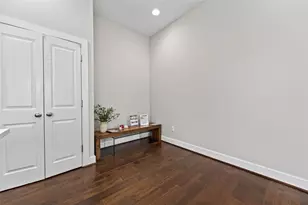 2805 Blodgett St, Houston, TX 77004 - Photo 26