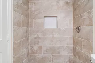 3307 E Heatherock Cir, Sugar Land, TX 77479 - Photo 16