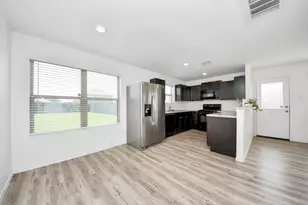 8650 Bar Hbr Dr, Baytown, TX 77521 - Photo 6