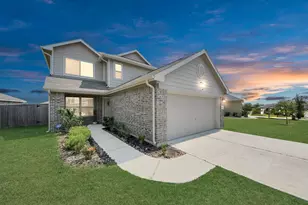 8650 Bar Hbr Dr, Baytown, TX 77521 - Photo 1