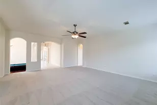 8410 Major Blizzard Dr, Houston, TX 77089 - Photo 6
