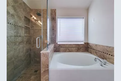 8410 Major Blizzard Drive, Houston, TX 77089 - Photo 24