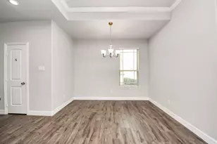 241 Woodhaven Dr, West Columbia, TX 77486 - Photo 10