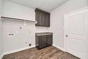 241 Woodhaven Dr, West Columbia, TX 77486 - Photo 20