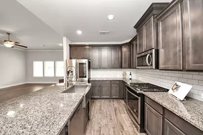 241 Woodhaven Drive, West Columbia, TX 77486 - Photo 18