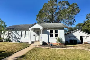 205 Baber St, Brenham, TX 77833 - Photo 2
