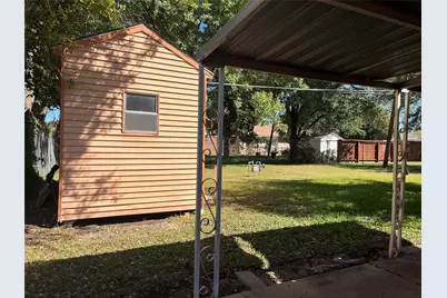 519 Westshire Drive, Houston, TX 77013 - Photo 16