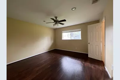 9619 Beverlyhill Street, Houston, TX 77063 - Photo 10