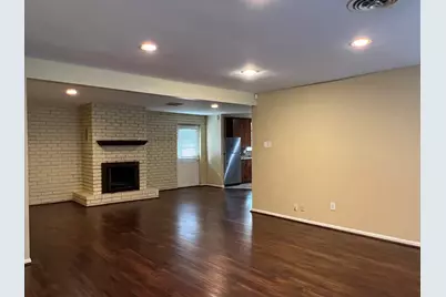 9619 Beverlyhill Street, Houston, TX 77063 - Photo 8