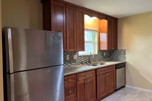 9619 Beverly Hill St, Houston, TX 77063 - Photo 4