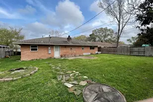 9619 Beverly Hill St, Houston, TX 77063 - Photo 16
