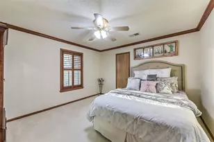 1511 Old Alvin Rd, Pearland, TX 77581 - Photo 26