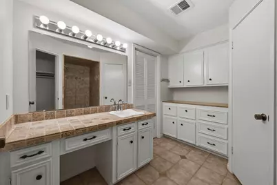 1307 Creek Hollow Drive, Seabrook, TX 77586 - Photo 14