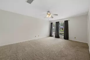 1307 Creek Hollow Dr, Seabrook, TX 77586 - Photo 12