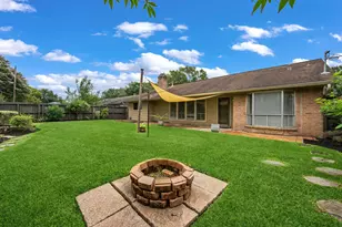 1307 Creek Hollow Dr, Seabrook, TX 77586 - Photo 24