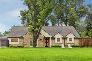 9134 Olathe St, Houston, TX 77055 - Photo 1