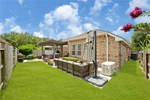 18223 W Williams Bend Dr, Cypress, TX 77433 - Photo 38