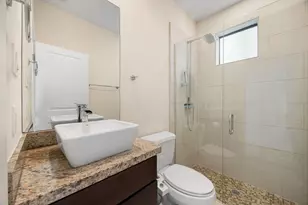 2005 Hickory St, Houston, TX 77007 - Photo 24