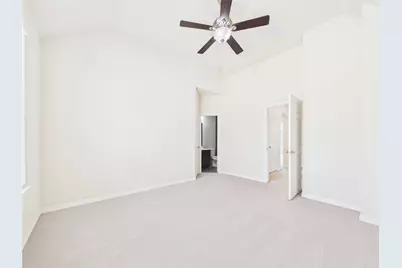 10606 Shadow Elm Court, Houston, TX 77043 - Photo 44