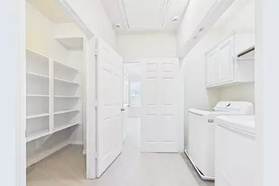 10606 Shadow Elm Court, Houston, TX 77043 - Photo 36