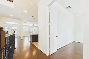 10606 Shadow Elm Ct, Houston, TX 77043 - Photo 18