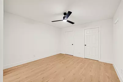 800 Post Oak Boulevard #34, Houston, TX 77056 - Photo 12