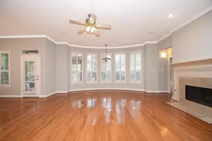 13711 Threadall Park Dr, Houston, TX 77077 - Photo 18