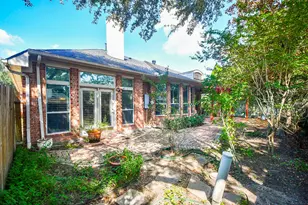 13711 Threadall Park Dr, Houston, TX 77077 - Photo 48