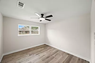 3011 Freshmeadows Drive, Houston, TX 77063 - Photo 30