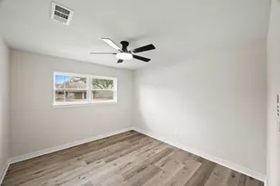 3011 Freshmeadows Dr, Houston, TX 77063 - Photo 30