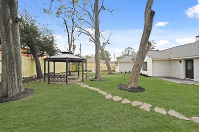3011 Freshmeadows Drive, Houston, TX 77063 - Photo 46