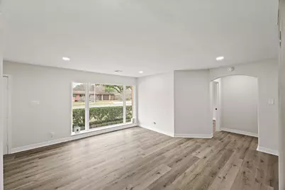 3011 Freshmeadows Drive, Houston, TX 77063 - Photo 10
