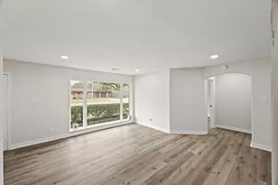 3011 Freshmeadows Dr, Houston, TX 77063 - Photo 10