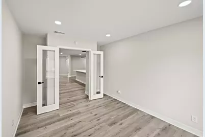 3011 Freshmeadows Drive, Houston, TX 77063 - Photo 20