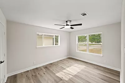 3011 Freshmeadows Drive, Houston, TX 77063 - Photo 36