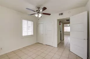 1828 W Main St, Houston, TX 77098 - Photo 12