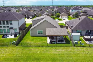 726 Rim Water Dr, Alvin, TX 77511 - Photo 32