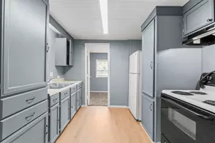 906 E Hanson St, Cleveland, TX 77327 - Photo 4